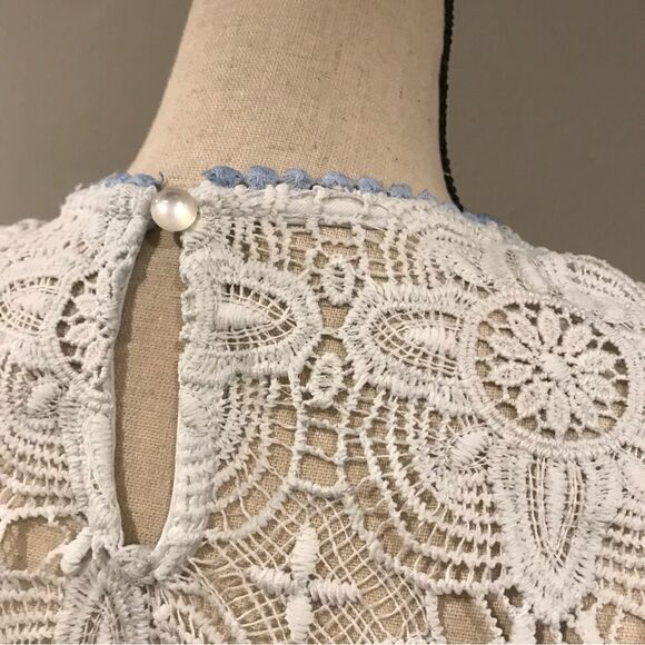 Long sleeve faded blue lace see through top - Picture 12 of 14